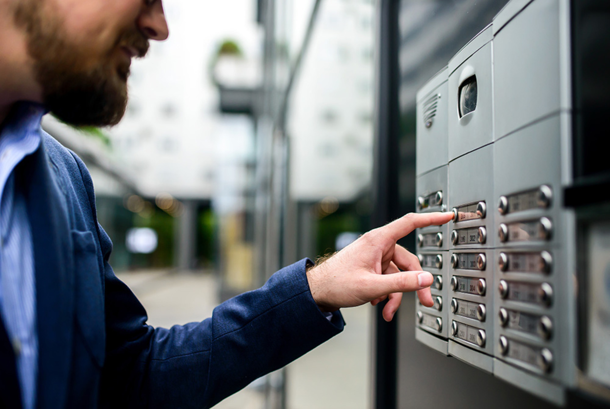 Sprech­anlagen bei Elektro Dinaj in Tübingen